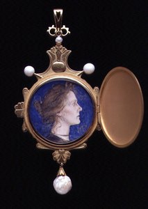 Pegazus medál Miss Edith Emma Cooper (1862-1913) 1901 miniatűrével (ceruza és WC zománcozott) (külsőleg lásd: 109662) alkotó: Charles Ricketts