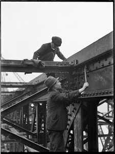 A Waterloo híd lebontása, Lambeth, Greater London Authority, 1936.