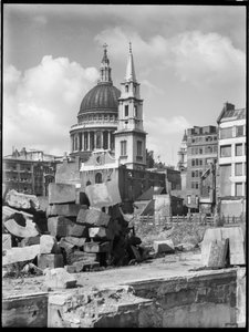 Szent Pál katedrális, Szent Pál templomkert, London City, London City, GLA, 1941-1945.
