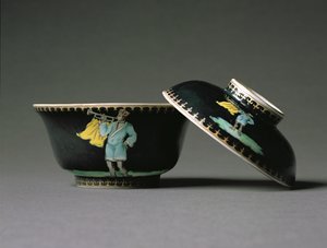 Cukortál és fedél, Qianlong-korszak (1736-95) 1740 körül (porcelán) (lásd még: 314530)