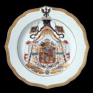 Egy fegyveres vacsoratál, Qianlong-korszak (1736-95) 1755 körül (porcelán)