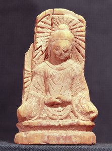 Ülő Buddha meditációban, Tumshuqból (Xinjiang) 4-5. század (fa)