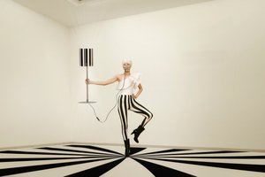Merész csíkos stílus alkotó: Christine von Diepenbroek