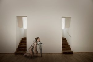 Minimalista női esernyő alkotó: Christine von Diepenbroek