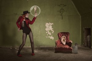 Egy nő szürreális buborékja alkotó: Christine von Diepenbroek