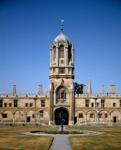 Kilátás a Christopher Wren építész (1632-1723) építész, Oxfordi Egyetem, Anglia által tervezett Dome of Christ Church College-ra