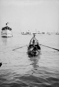 Egy sampan koponyavágása Penangban alkotó: David Watkin Waters