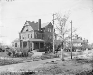 Booker T. Washington lakóhelye, Tuskegee Institute, 1906 körül (f/w fotó) alkotó: Detroit Publishing Co.