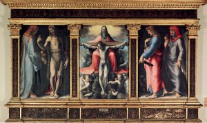 A Szentháromság triptichonja: Szent Cosimo (Gyere vagy Cosimo), Keresztelő Szent János, Szentháromság, Szent János evangélista és Szent Damien. A keresztre „INRI” beillesztés. Domenico Beccafumi (1486-1551) festménye alkotó: Domenico Beccafumi