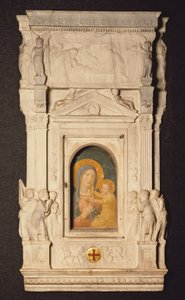 Donatello (1386-1466) Eucharisztia Szentsége Tabernákulum, vagy Cibórium, a lázas Madonnát ábrázoló 14. századi freskó töredékével, a Szent Péter-bazilika Kincstár Múzeuma, Róma, Vatikánváros alkotó: Donatello