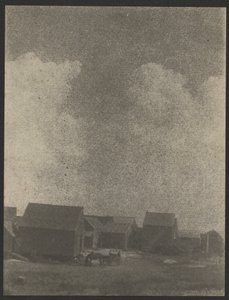 [Tanyasi épületek lóval és szekérrel] alkotó: Doris Ulmann