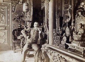 Pierre Loti (1850-1923) francia író, itthon, Rochefortban, fotója Paul Cardon aka Dornac, c. 1892