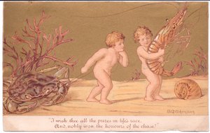Egy viktoriánus üdvözlőlap két vízi babával egy kötélnél, csigával és korallal a tengerfenéken, arany háttér előtt, Gertude Thompson, 1895 körül (színes litó)