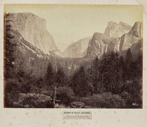 Yo-Sem-i-te Valley, Kalifornia. Kilátás a Mariposa ösvényről. Tis-sa-ack, Tu-toch-ah-nu-lah, Loya, Pohono
