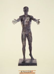 Eton Boy, „Here I Am”, 1923 körül (bronz) alkotó: Edgar Bertram Mackennal