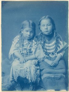 Bikacipő alkotó: Edward S. Curtis