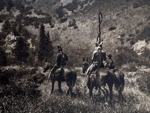 Az Apsaroke törzs amerikai indiánjai a fekete kanyonban, Egyesült Államok alkotó: Edward Sheriff Curtis
