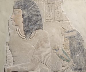 Imenmest és Dejat, Imeneminet tábornok szüleit ábrázoló dombormű egy sírból Memphisben, Új Királyságban, ie 1336-1295 körül (festett mészkő)