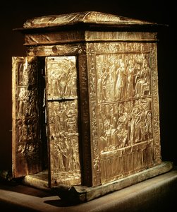 Tutankhamon aranyszentélye (Kr. e. 1370-52) Új Királyság (annyal bevont gessóval bevont fa)