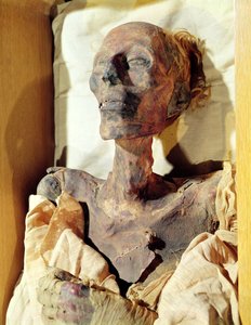 II. Ramszesz (Kr. e. 1304-1237) mumifikált holttestét találták meg egy sírban Deir al-Bahriban