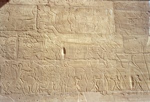 Egyiptomi csapatokat ábrázoló dombormű, amint megrohamozzák Dapur hettita városát a Great Hypostyle Hallból, Új Királyság, Kr.e. 1297-1185
