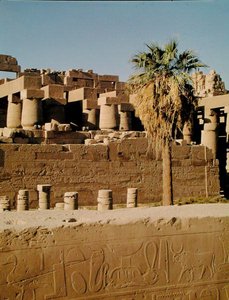 Ramszesz fala és Tuthmosis temploma