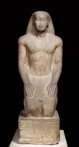 Nakhtorheb térdelő szobra, Saite-korszak, ie 595-589 körül (kvarcit) (lásd még: 105657 és 280065)