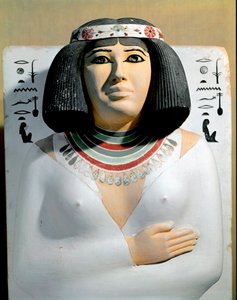 Egyiptomi ókor: Nofret, Heliopolis főpapjának felesége és Pe Rahotep hercege. Festett mészkő szobor részlet. 4. dinasztia. Rahotep masztájától Meidoumig. Egyiptomi Múzeum, Kairó.