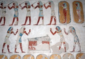 Fegyveres férfiak és egy alak egy szarkofág előtt, Királyok Völgye, Luxor alkotó: Egyptian Egyptian