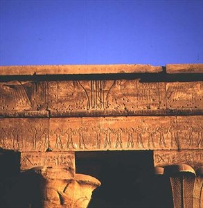 Architráv, a Hórusz-templomból alkotó: Egyptian Ptolemaic Period