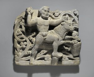 Héraklész, aki Acheloost kovácsolja bika alakban, Oxyrhynchusból, 300-500 körül (mészkő) alkotó: Egyptian School