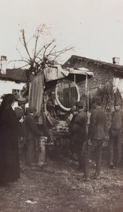 Album az első világháborúról Friuli-Venezia Giuliában: fotoelektromos autó, 1916.04.01. (f/w fotó) alkotó: Elena Bianconcini