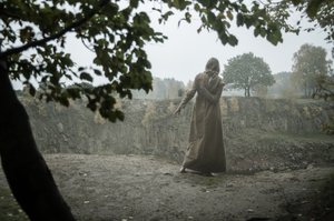 Sofia a szikláknál, 2016 (szitanyomat) alkotó: Elinleticia Högabo