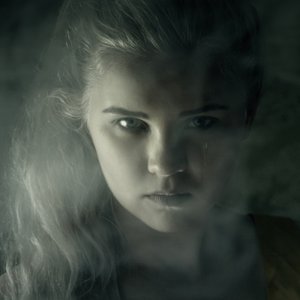 A grófnő, 2015 (szitanyomat) alkotó: Elinleticia Högabo