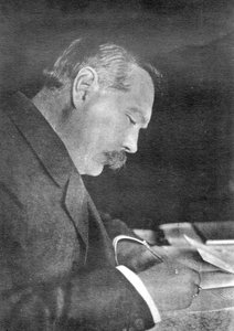 Sir Arthur Conan Doyle, skót író, 1912.