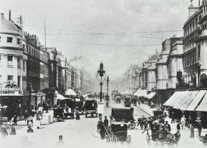 252-260 Regent Street, Westminster LB: észak felé néz az Oxford Circus, 1890 alkotó: English Photographer