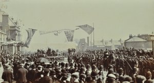 Blackwall alagút: a walesi herceg, később VII. Edward király és Alexandria hercegnő jelenléte az alagút ünnepélyes megnyitóján, 1897-ben alkotó: English Photographer