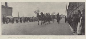 Kína koronázási képviselője, Tsai Chen herceg, a Royal Horse Artillery kíséretében, elhagyja Sanghajt alkotó: English Photographer