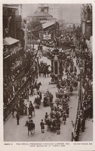 V. György király és királynő koronázási körmenete, Temple Bar, London alkotó: English Photographer