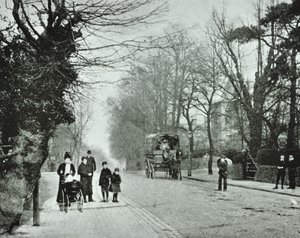 Crouch End Hill, Crouch End, 1894 alkotó: English Photographer