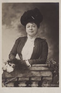 Emma Albani, kanadai szoprán alkotó: English Photographer