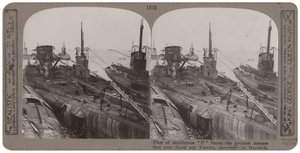Flotta gyilkos ?U? csónakok, a legnagyobb fenyegetés, amivel valaha szembe kellett nézniük birodalmunkkal, megadják magukat Harwichban, 1918 novemberében (sztereoszkópikus nyomat) alkotó: English Photographer