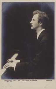 Frederick Dawson angol zongoraművész alkotó: English Photographer