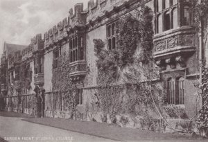 Garden Front St Johns College alkotó: English Photographer