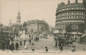 Grand Hotel és Trafalgar Square, London alkotó: English Photographer
