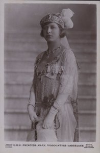 HRH Mary hercegnő, Lascelles vikomtné (f/w fotó) alkotó: English Photographer