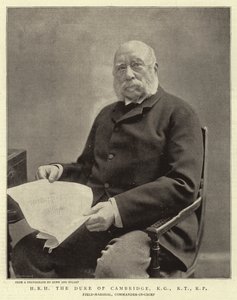 H R H Cambridge hercege, KG, KT, KP alkotó: English Photographer