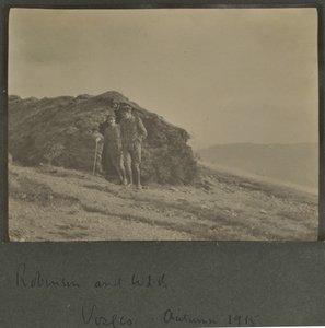 Harold Roper Robinson és William Lawrence Bragg, Vogézek, 1915 ősz alkotó: English Photographer