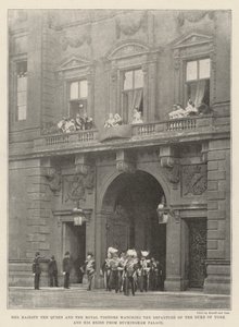 Őfelsége a királynő és a királyi látogatók York hercegének és menyasszonyának távozását nézik a Buckingham-palotából alkotó: English Photographer