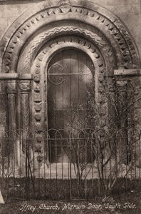 Iffley templom, Norman Door, South Side (f/w fotó) alkotó: English Photographer